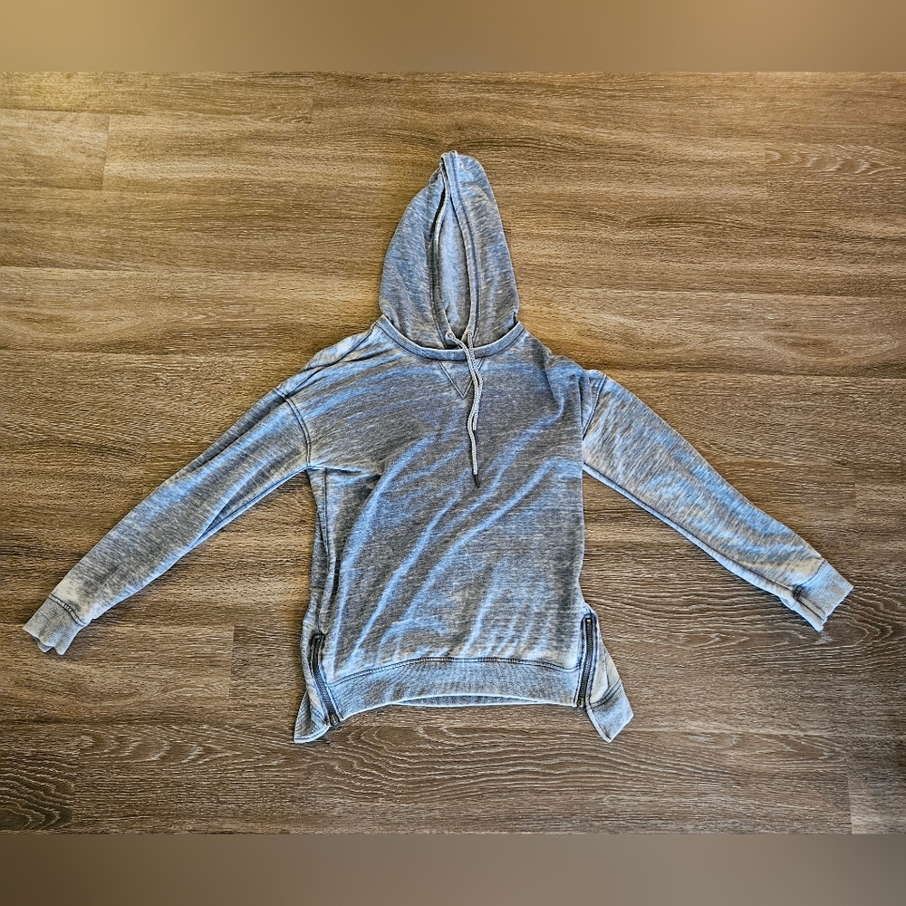 Full Tilt Light Blue-Gray Women's Hoodie Sweater Size Large